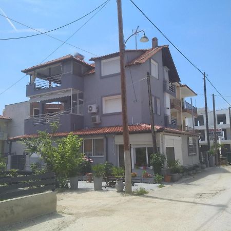 Nikoshouse Apartment Paralia Ofriniou Buitenkant foto