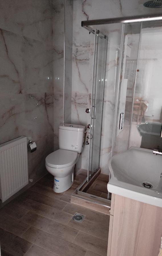 Nikoshouse Apartment Paralia Ofriniou Buitenkant foto
